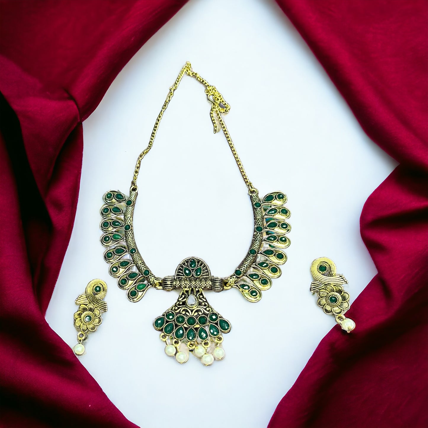 Sanaira Green German Silver Necklace Set