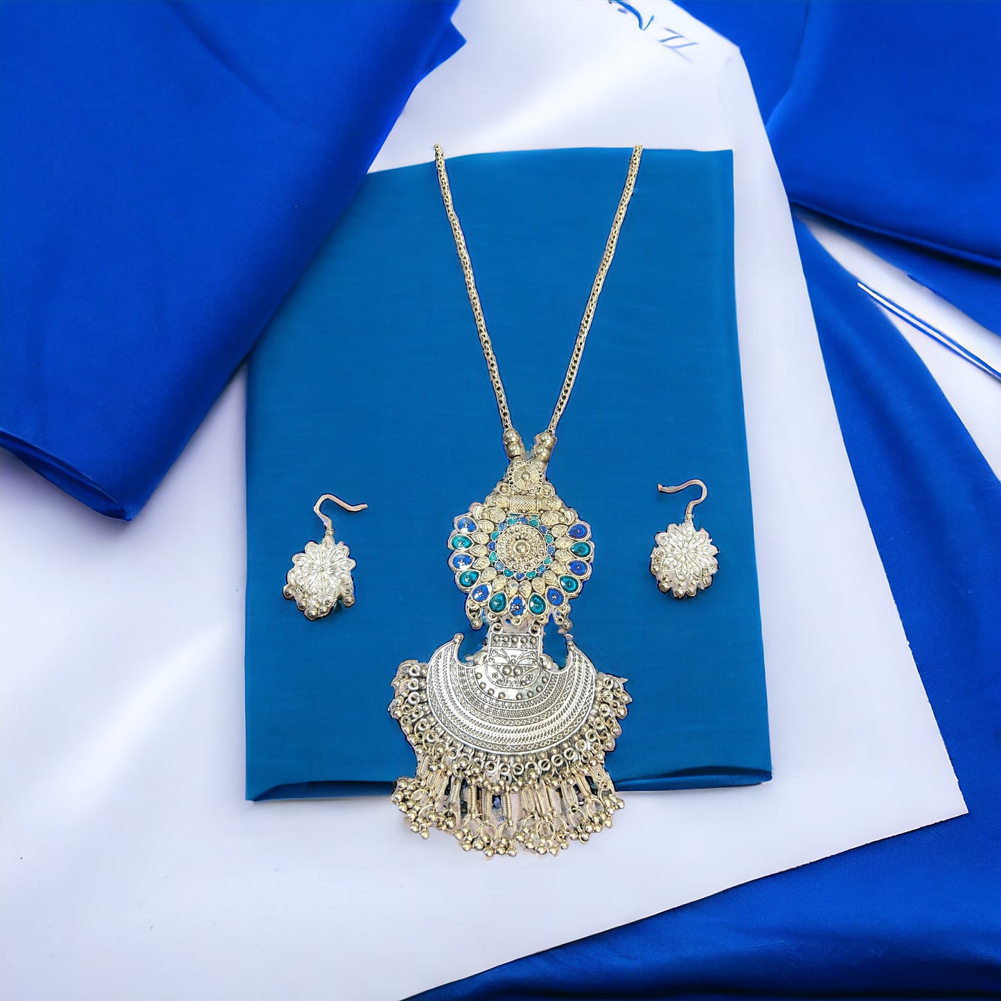 Triveni Blue Oxidised Necklace Set