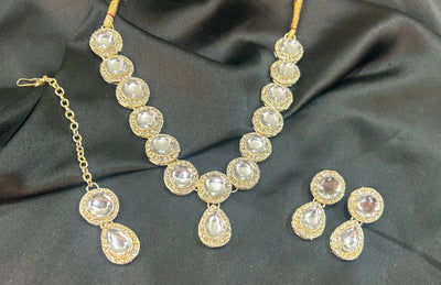 Anusha Monalisa stone studded Set with American Diamond