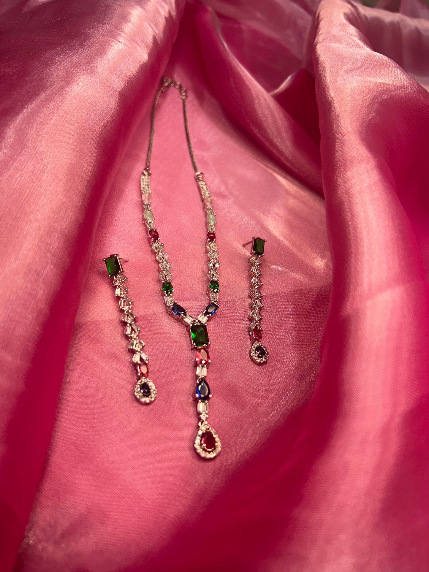 Amelia AD Necklace Set