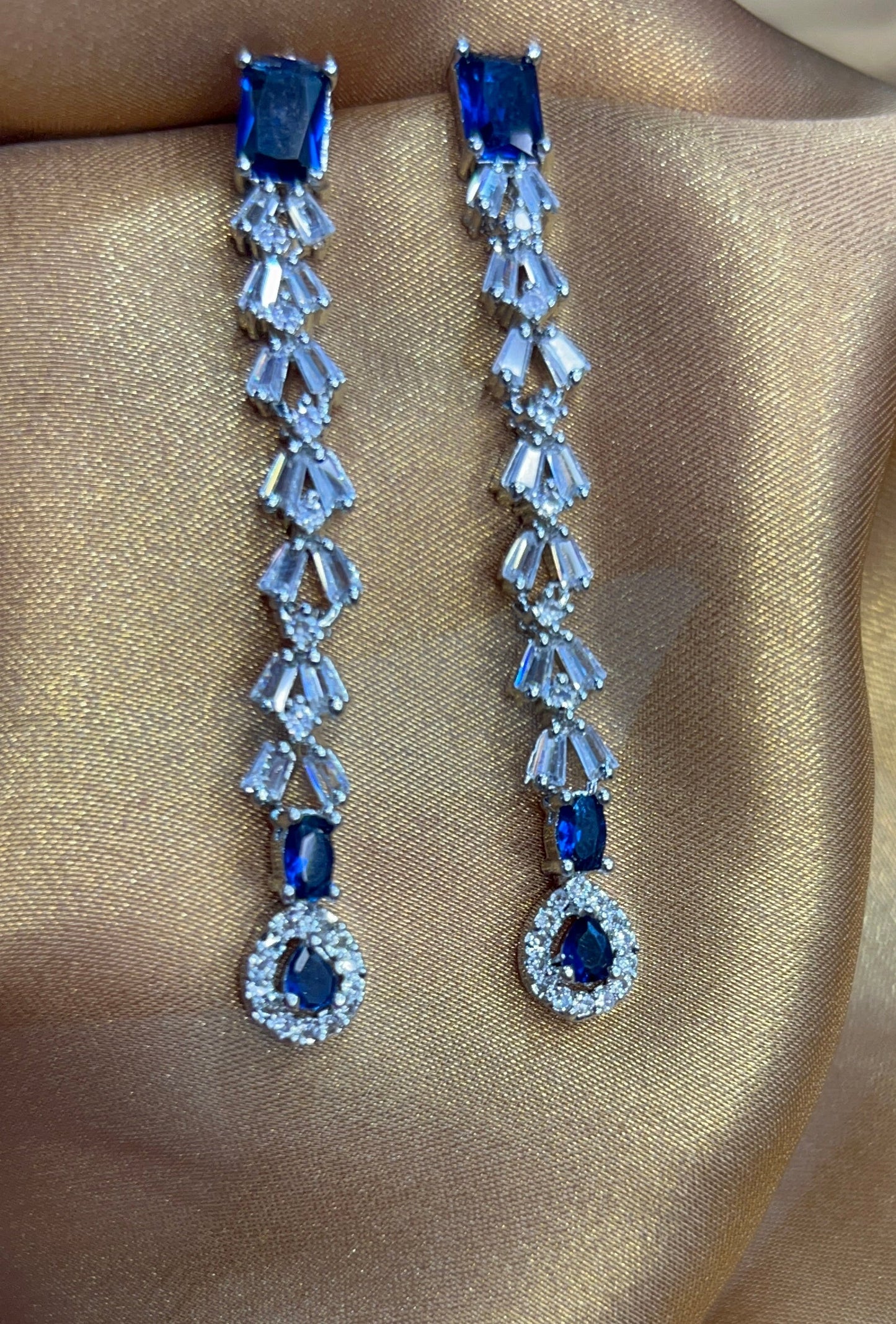 Amelia AD Necklace Set