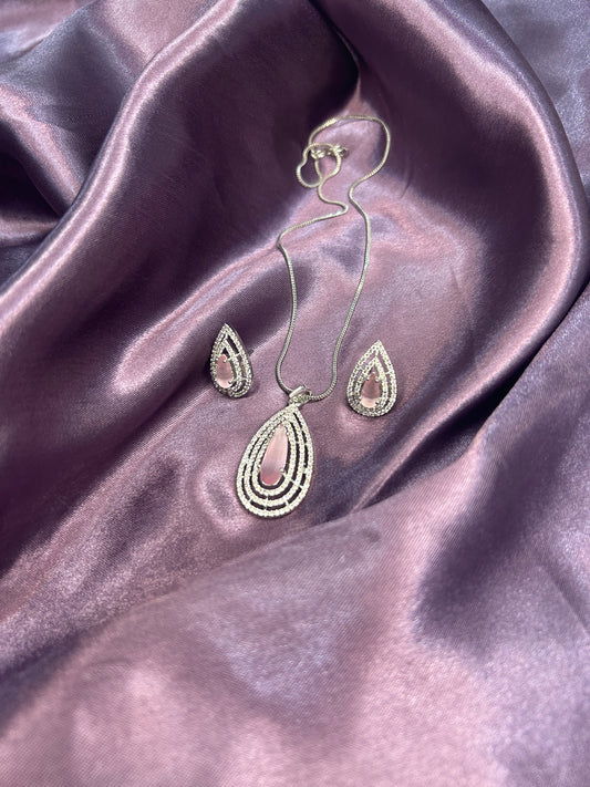 Grace AD Pendant Set