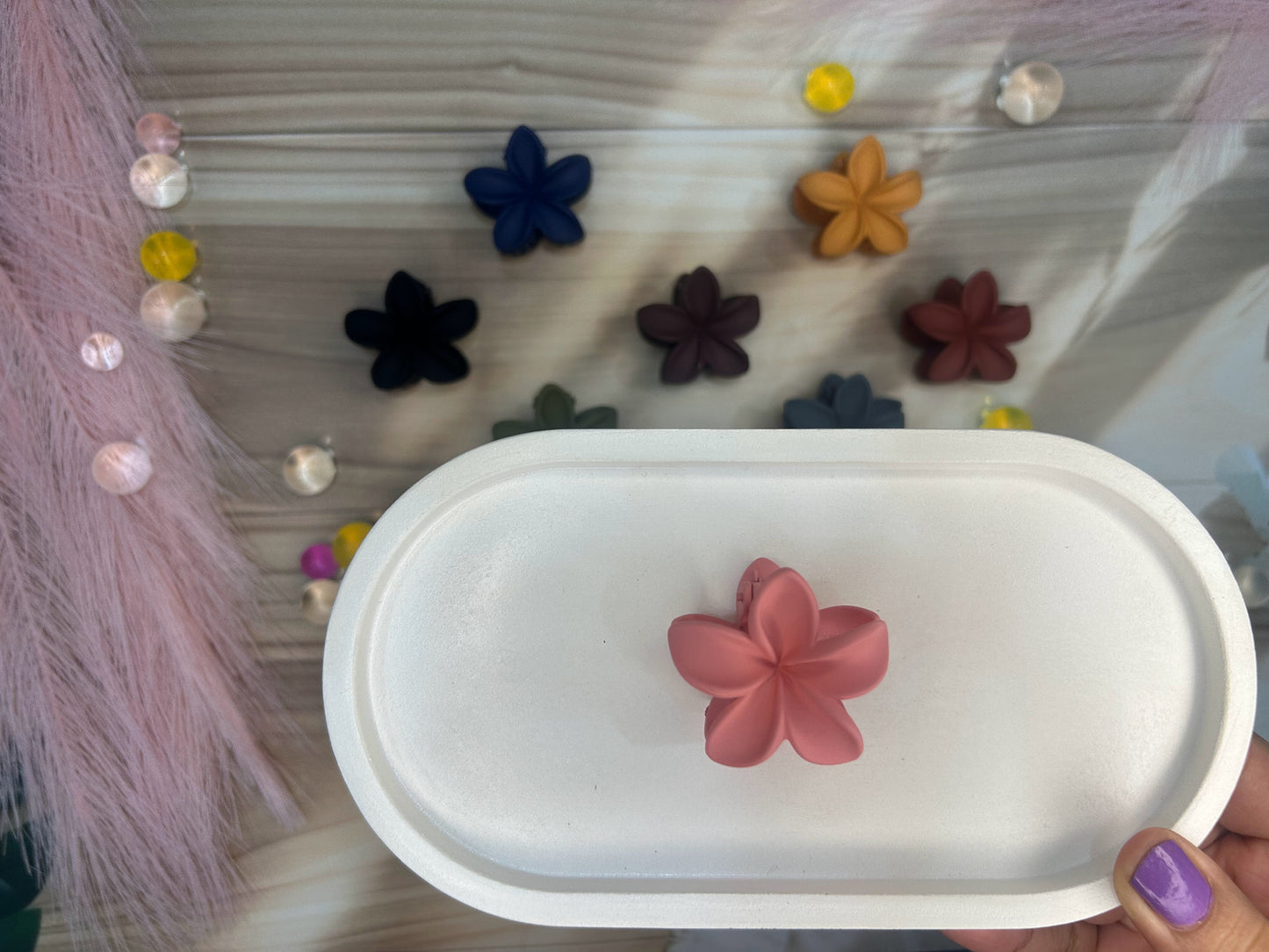 Flower Matte Small Clutcher